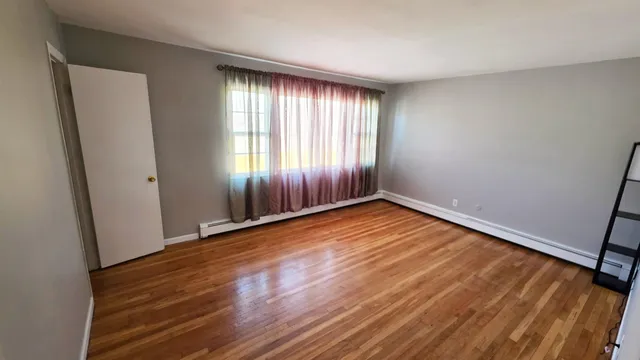 $2,100 | 23 Hamilton Street, Unit 2, Harrison, NJ 07029