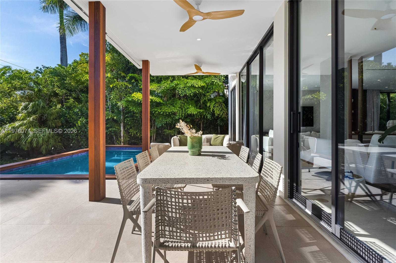 5701 North Bay Road Miami Beach, FL 33140 - Photo 20 of 52