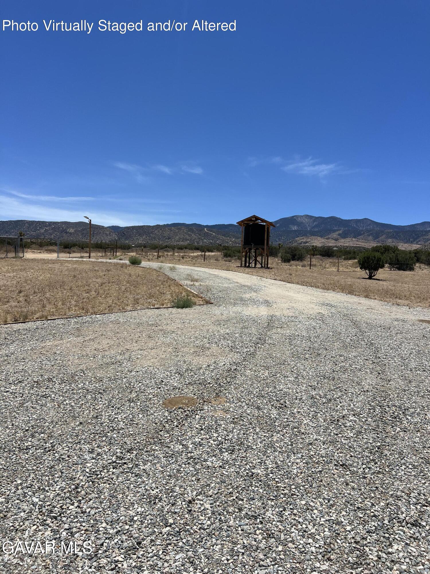 200 Ave Y/fort Tejon Road Llano, CA 93544 - Photo 20 of 30 a view of an ocean and mountain