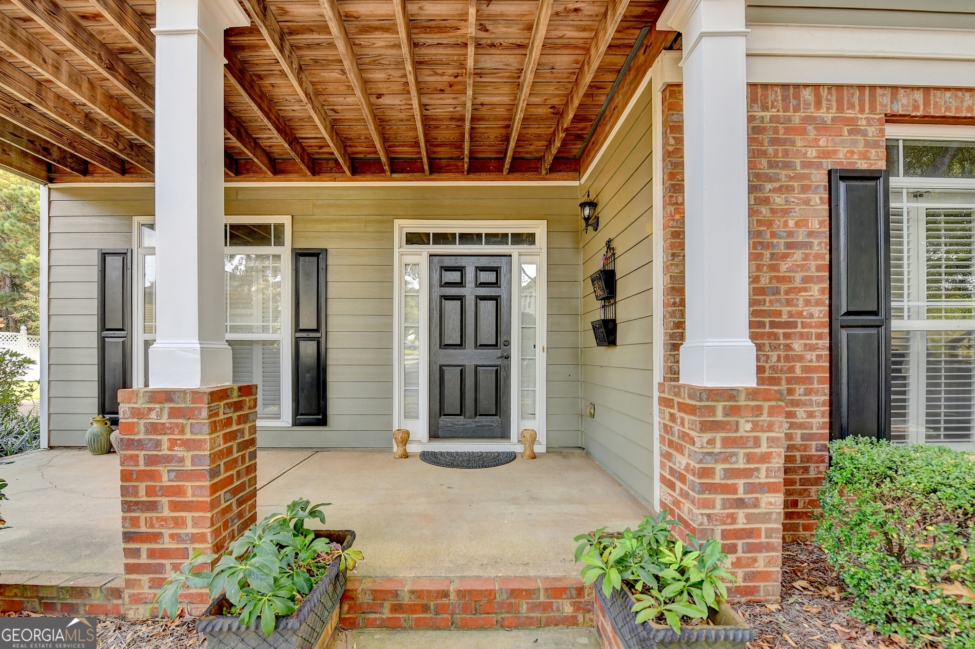 952 Cambron Cmns Trace Suwanee, GA 30024 - Photo 4 of 69