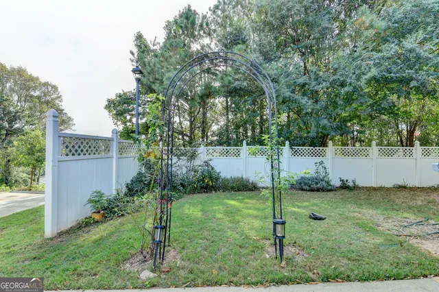 $550,000 | 952 Cambron Cmns Trace, Suwanee, GA 30024