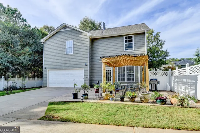 $550,000 | 952 Cambron Cmns Trace, Suwanee, GA 30024