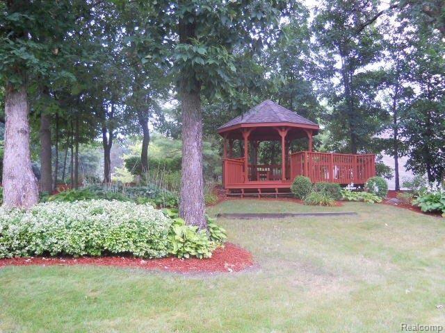 904 Ridge Court, Unit 123 Brighton, MI 48116 - Photo 4 of 23 common gazebo area.jpg