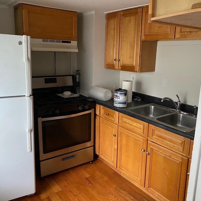 47 Main Street, Unit 47 North Andover, MA 01845 - Photo 4 of 11