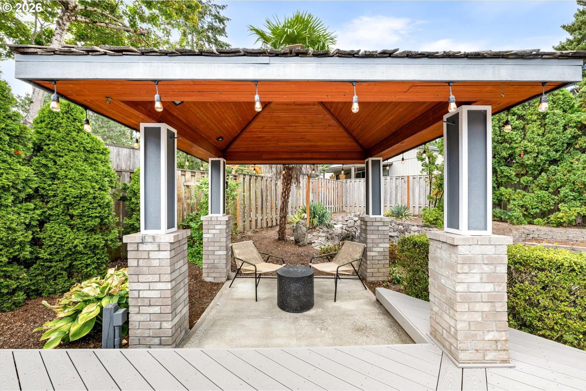 13415 Southwest Barlow Road Beaverton, OR 97008 - Photo 31 of 48 Covered Patio