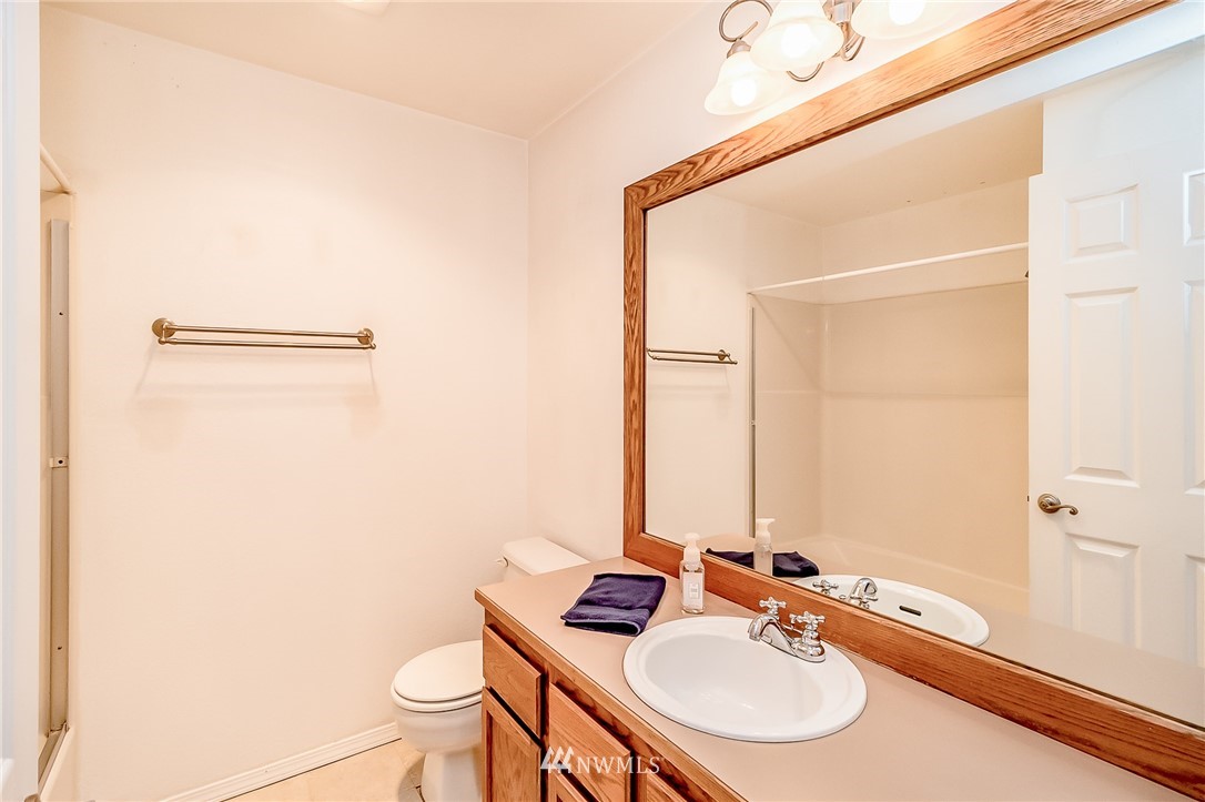 2531 167th Place Southeast Bothell, WA 98012 - Photo 13 of 24 Gallery Image 13