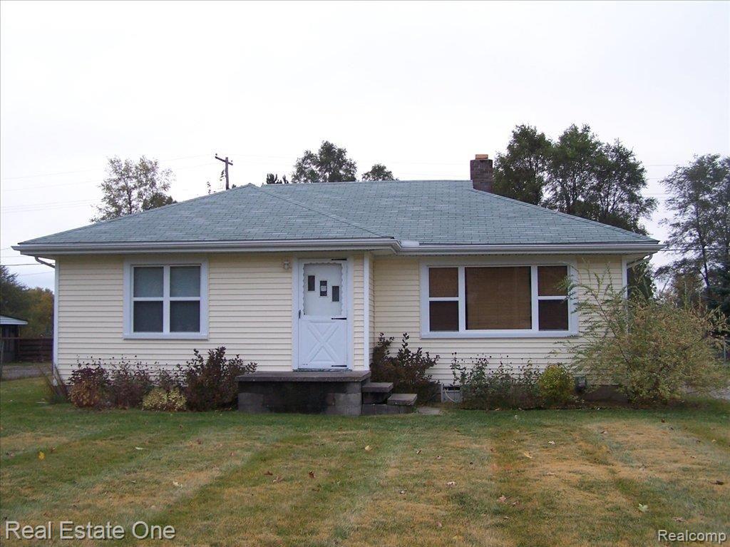 125 West Drahner Road Oxford, MI 48371 - Photo 1 of 1 101_6739