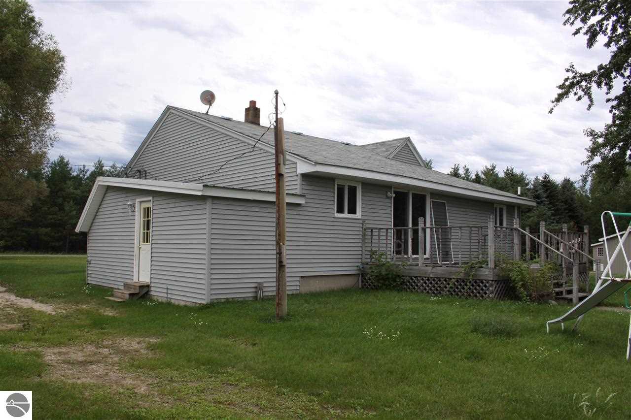10320 East 12 Road Manton, MI 49663 - Photo 20 of 55 1791420-19.JPG