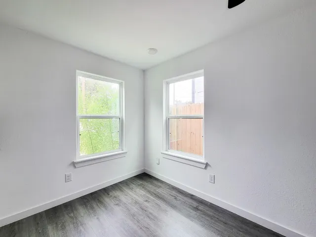 $1,550 | 8122 Sterlingshire Street, Unit B, Houston, TX 77078