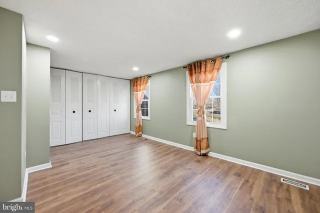 $395,000 | 14219 Castle Boulevard, Unit 12618, Silver Spring, MD 20904