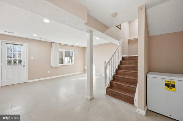 $395,000 | 14219 Castle Boulevard, Unit 12618, Silver Spring, MD 20904