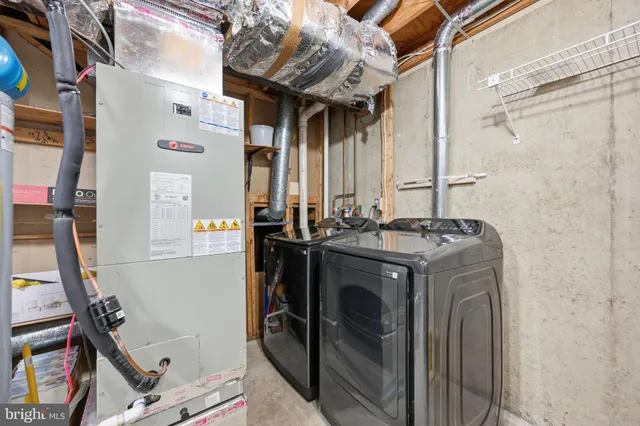 $395,000 | 14219 Castle Boulevard, Unit 12618, Silver Spring, MD 20904