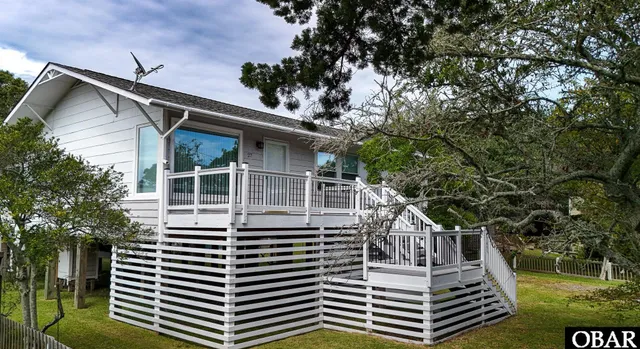 $595,000 | 27 Miss Elicia Lane, Ocracoke, NC 27960
