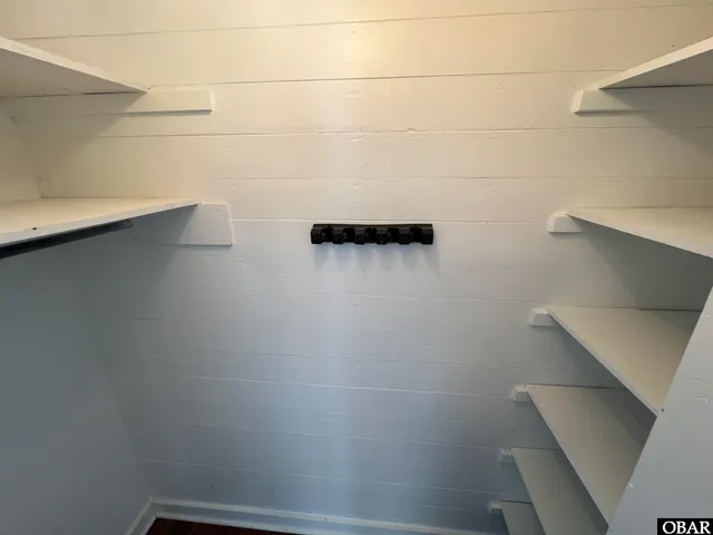 $595,000 | 27 Miss Elicia Lane, Ocracoke, NC 27960