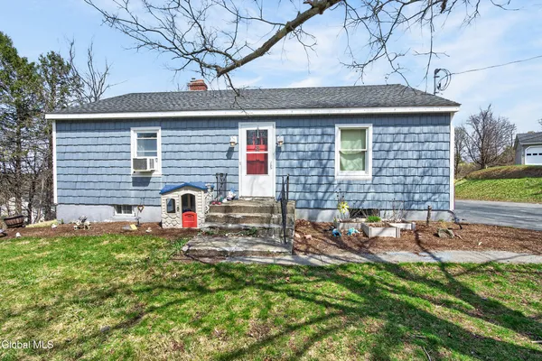 $249,000 | 1 Grandview Avenue, North Greenbush, NY 12198