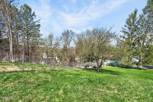 $229,000 | 1 Grandview Avenue, North Greenbush, NY 12198