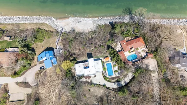 $4,450,000 | 50005 High Point Lane, New Buffalo, MI 49117