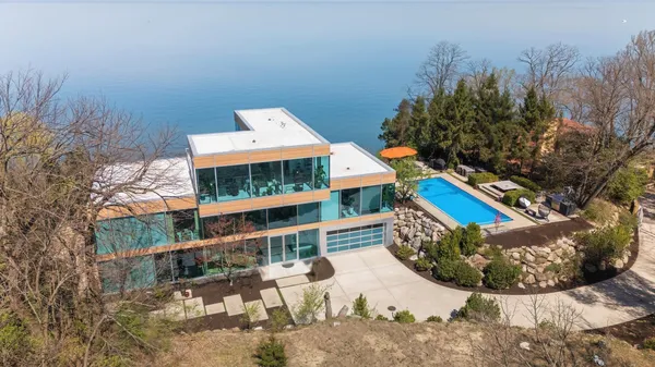 $4,450,000 | 50005 High Point Lane, New Buffalo, MI 49117