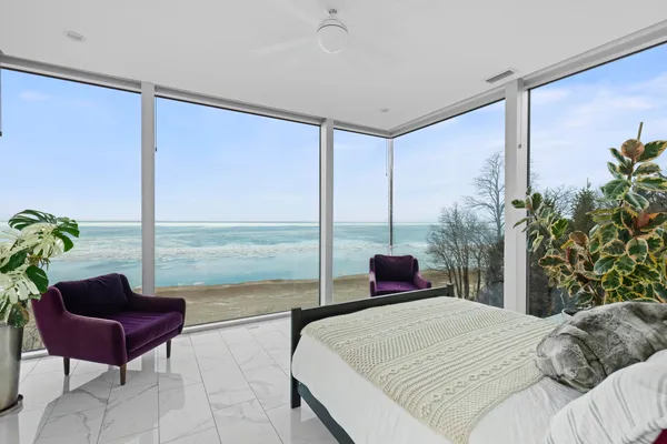 $4,450,000 | 50005 High Point Lane, New Buffalo, MI 49117