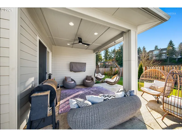 $1,195,000 | 23245 Southwest Byers Lake Terrace, Sherwood, OR 97140