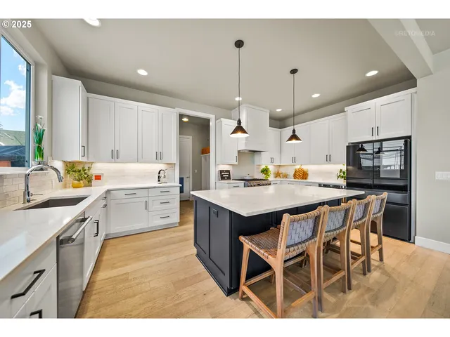 $1,195,000 | 23245 Southwest Byers Lake Terrace, Sherwood, OR 97140