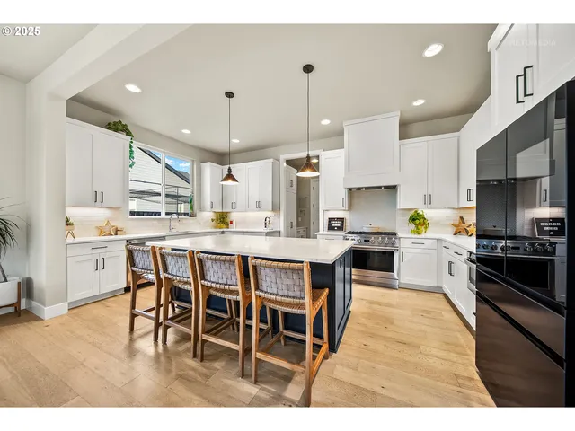 $1,195,000 | 23245 Southwest Byers Lake Terrace, Sherwood, OR 97140