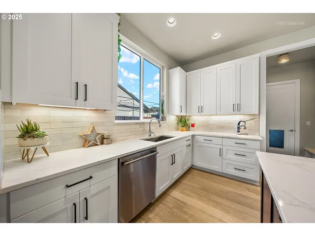 $1,195,000 | 23245 Southwest Byers Lake Terrace, Sherwood, OR 97140