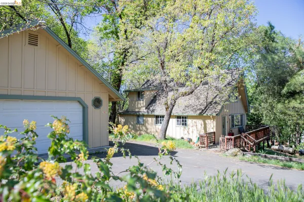 $285,000 | 21625 Crystal Lake Drive, Sonora, CA 95370