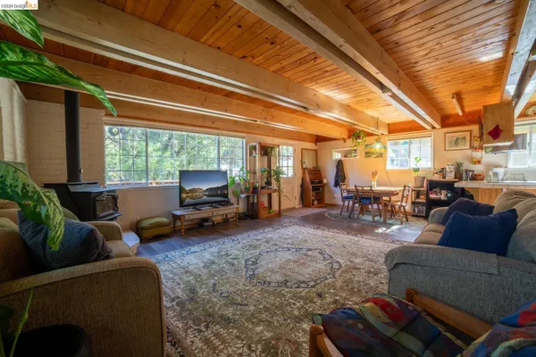 $285,000 | 21625 Crystal Lake Drive, Sonora, CA 95370