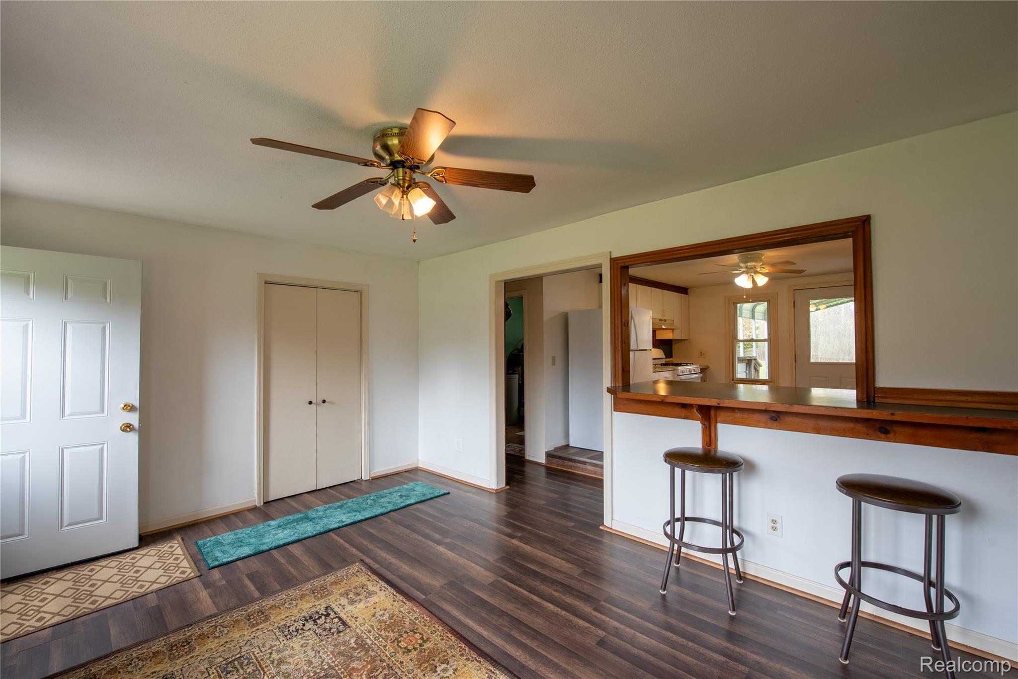 1190 Meadow Road Tawas City, MI 48763 - Photo 12 of 26 750_4967-HDR.jpg