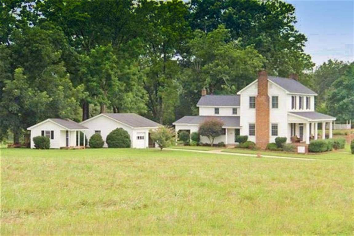 119 Barrett Way Westminster, SC 29693 - Photo 1 of 25 Gallery Image 1