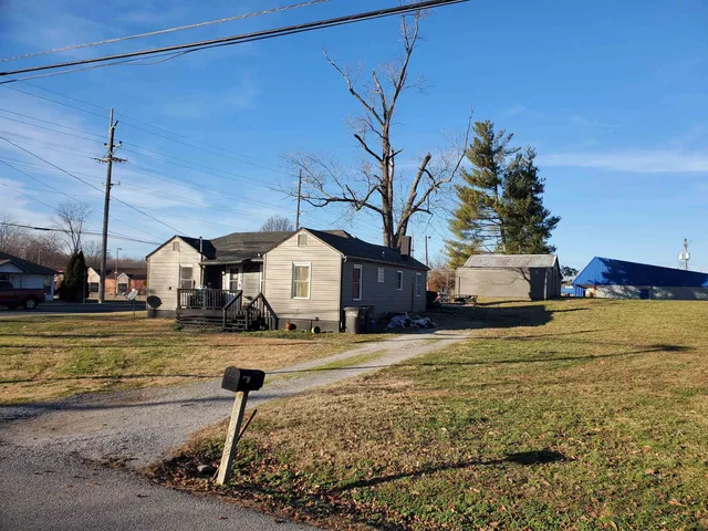 $65,000 | 1902 Old W Main Street, Carbondale, IL 62901