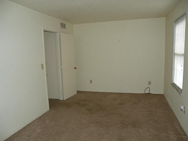 294 West Powell Road Powell, OH 43065 - Photo 11 of 19 Gallery Image 11