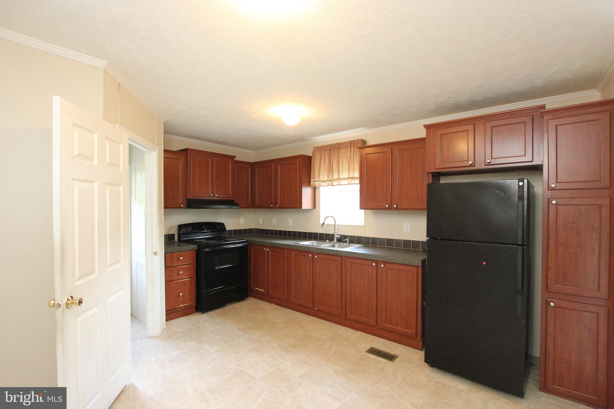 10313 Waller Road Laurel, DE 19956 - Photo 4 of 19 Kitchen