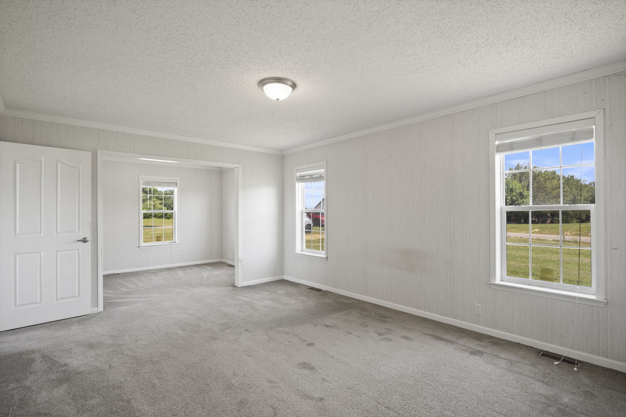 579 Cook Road Portland, TN 37148 - Photo 12 of 34 a view of an empty room with a window