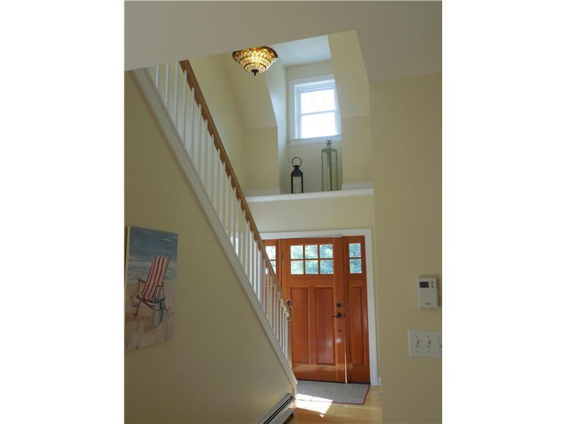 22 Heath Road Kennebunk, ME 04043 - Photo 13 of 31 Hallway.