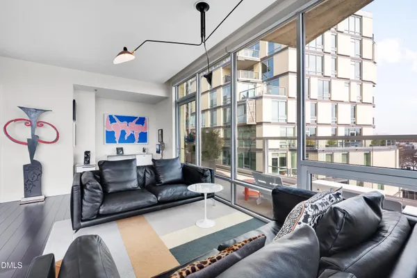 $600,000 | 601 West Rosemary Street, Unit 514, Chapel Hill, NC 27516