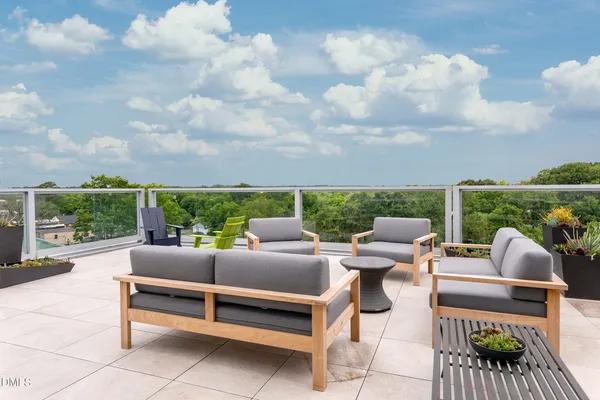 $600,000 | 601 West Rosemary Street, Unit 514, Chapel Hill, NC 27516