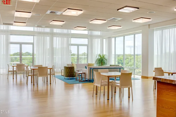 $600,000 | 601 West Rosemary Street, Unit 514, Chapel Hill, NC 27516