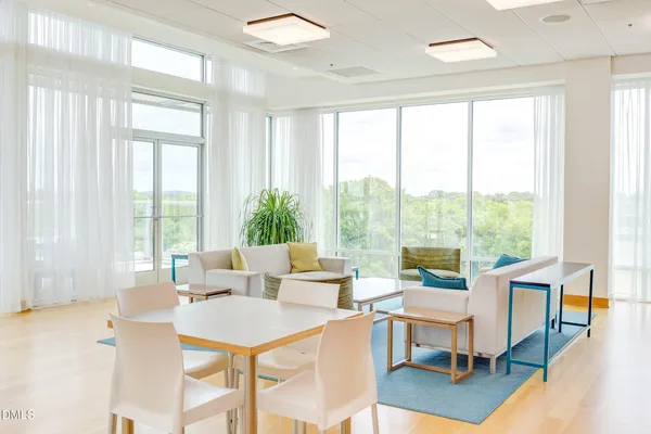 $600,000 | 601 West Rosemary Street, Unit 514, Chapel Hill, NC 27516