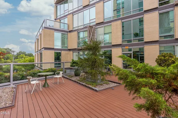 $600,000 | 601 West Rosemary Street, Unit 514, Chapel Hill, NC 27516