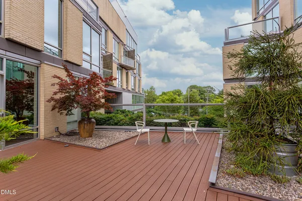 $600,000 | 601 West Rosemary Street, Unit 514, Chapel Hill, NC 27516