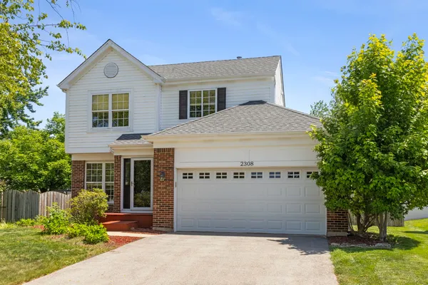 $519,500 | 2308 Periwinkle Court, Naperville, IL 60540