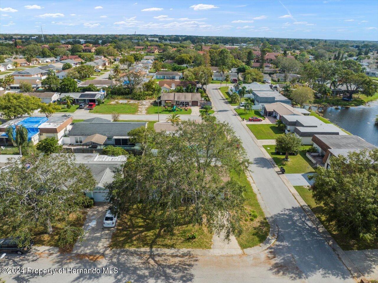 3902 Glissade Drive New Port Richey, FL 34652 - Photo 2 of 39