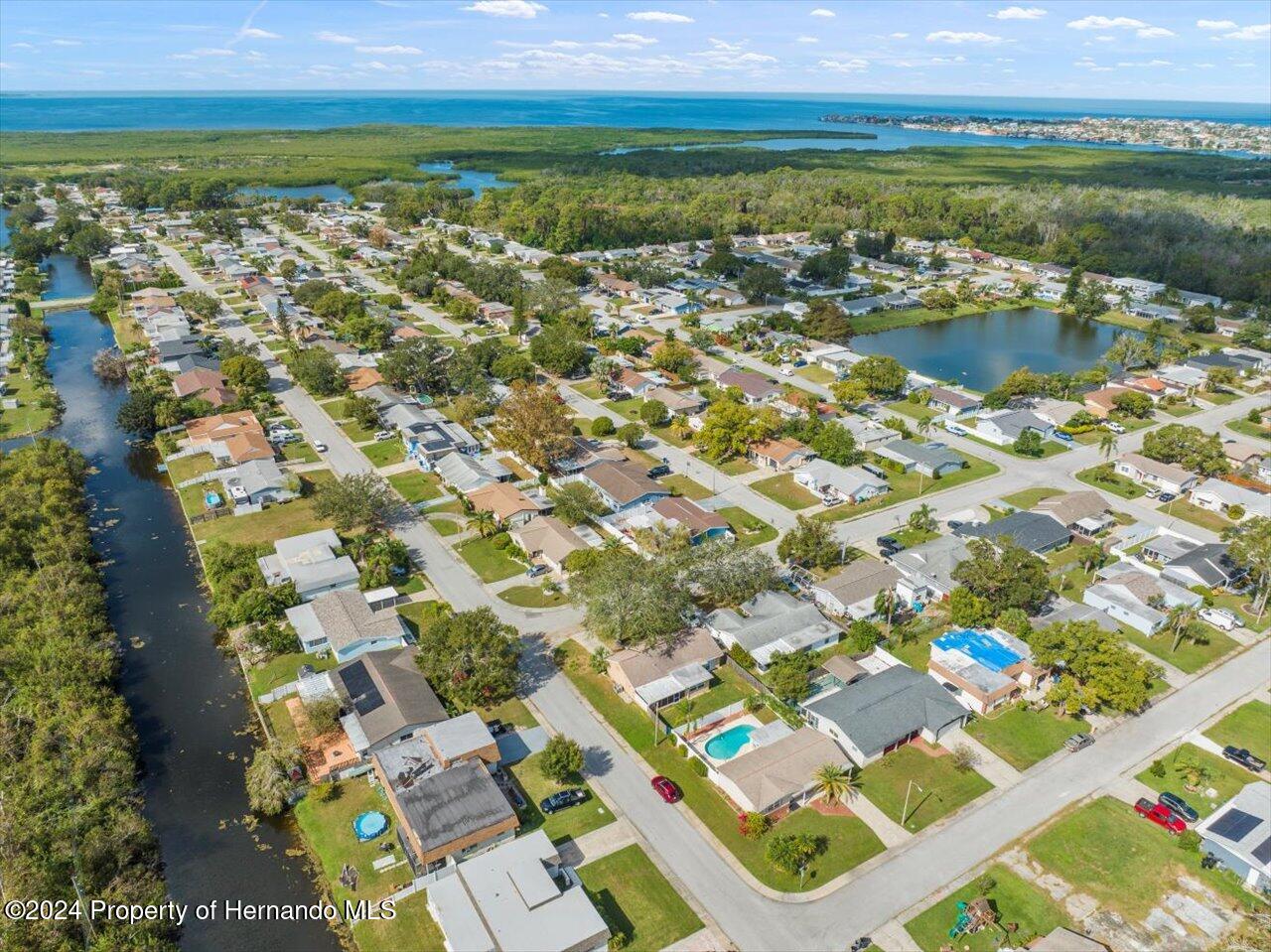 3902 Glissade Drive New Port Richey, FL 34652 - Photo 37 of 39 view of city and ocean