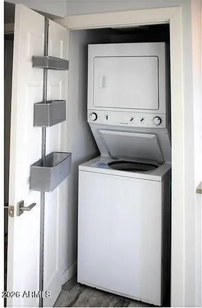 $1,395 | 3141 North 37th Street, Unit 14, Phoenix, AZ 85018