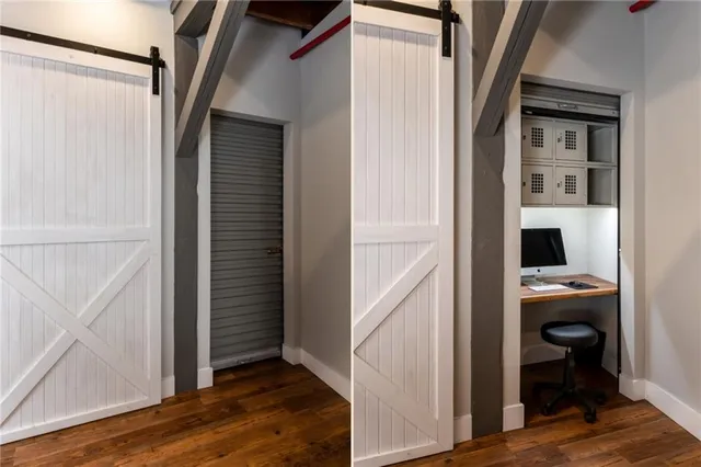 a view of entryway and workspace