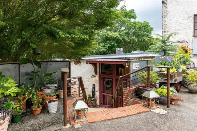 $585,000 | 585 White Circle, Unit 402, Athens, GA 30605