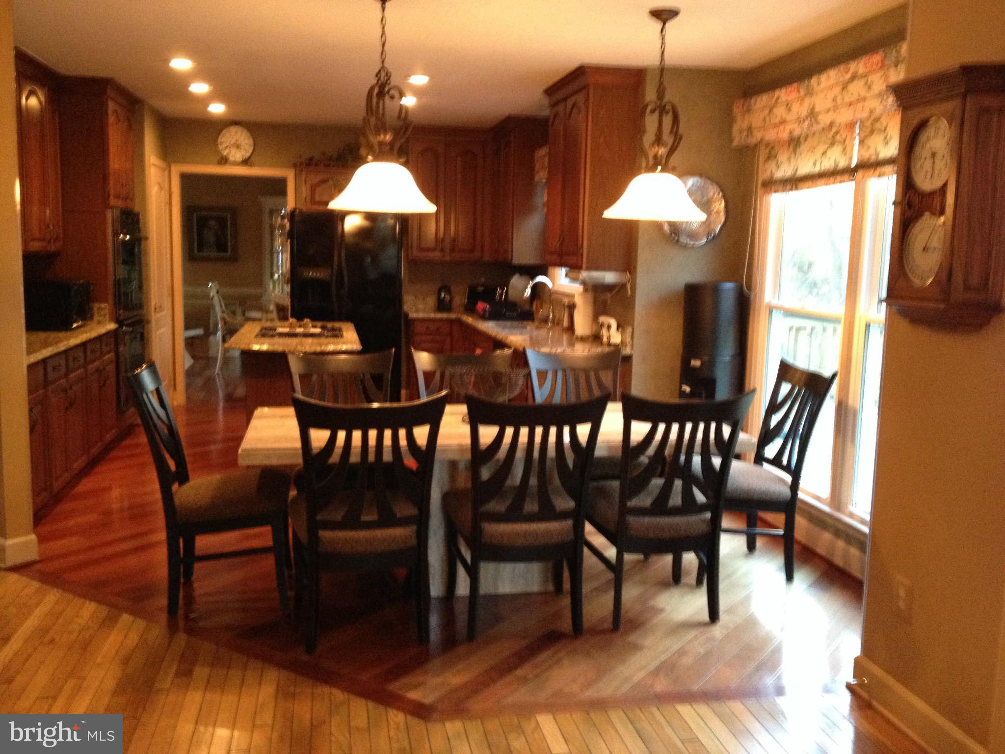 6109 Brookhaven Drive Frederick, MD 21701 - Photo 9 of 28 Kitchen