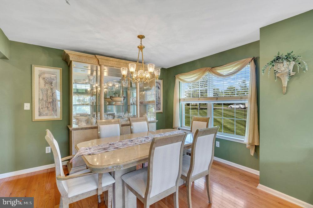 8 Coburn Road Pennington, NJ 08534 - Photo 8 of 45